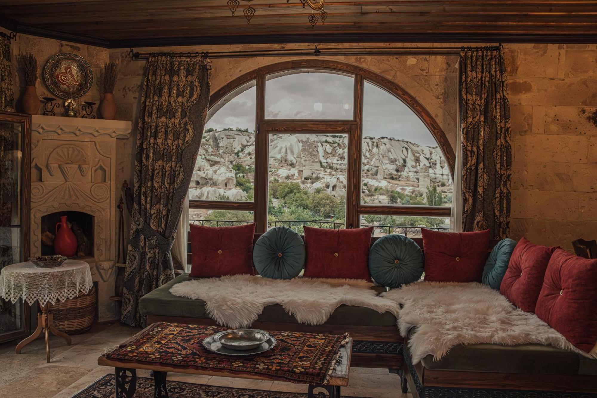Sah Saray Cave Suites Halal Hotel Goreme Exterior photo