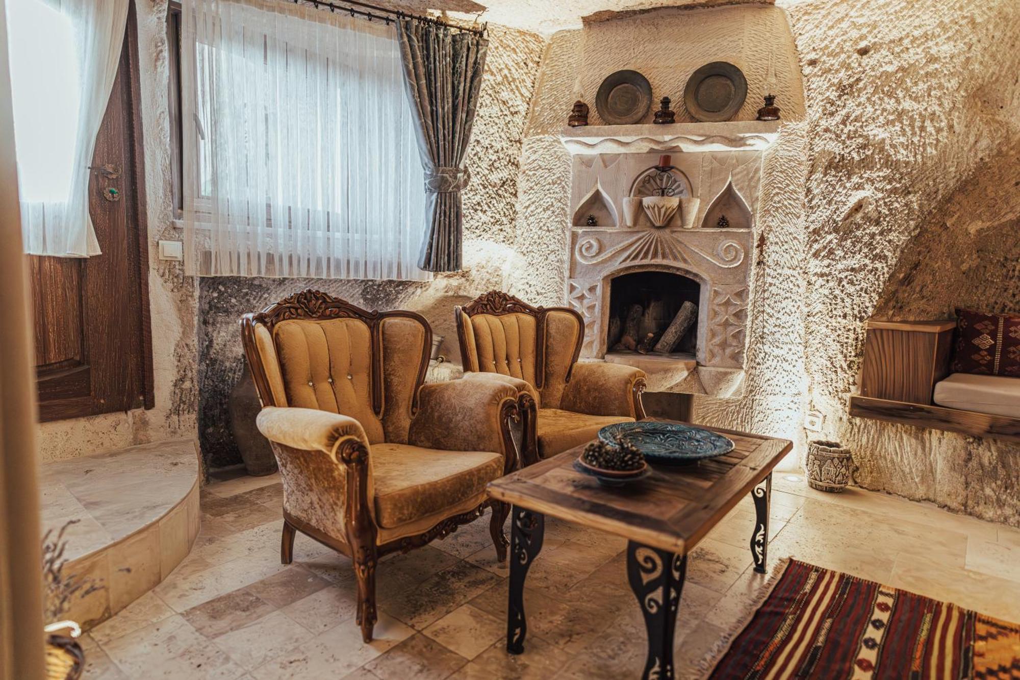 Sah Saray Cave Suites Halal Hotel Goreme Exterior photo