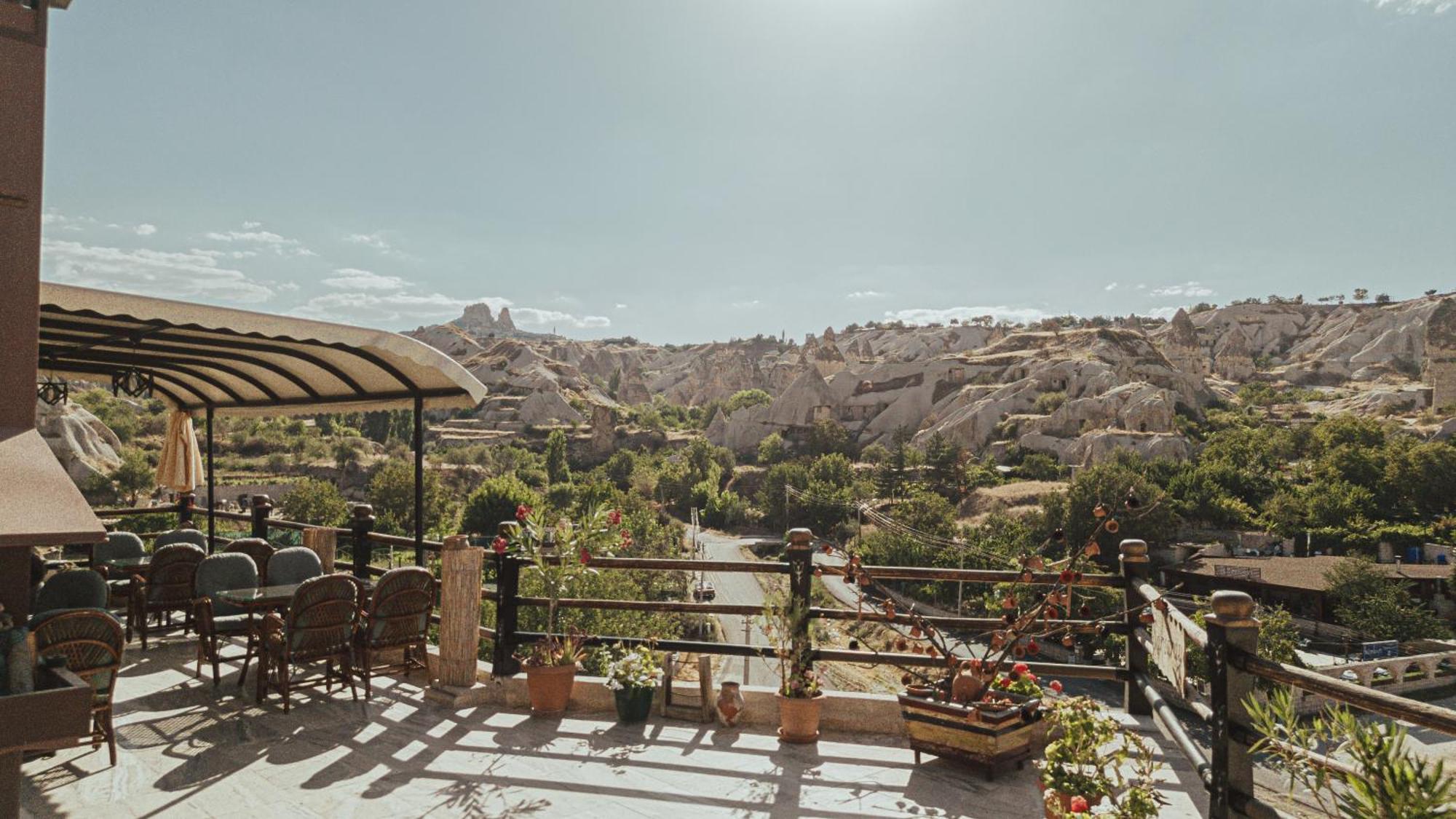 Sah Saray Cave Suites Halal Hotel Goreme Exterior photo