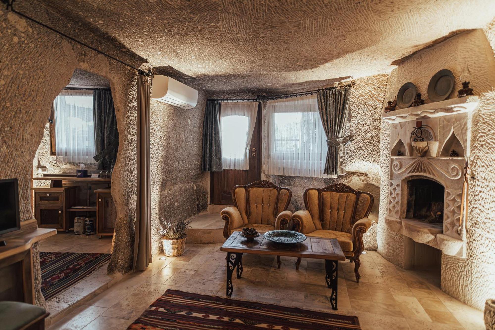 Sah Saray Cave Suites Halal Hotel Goreme Exterior photo