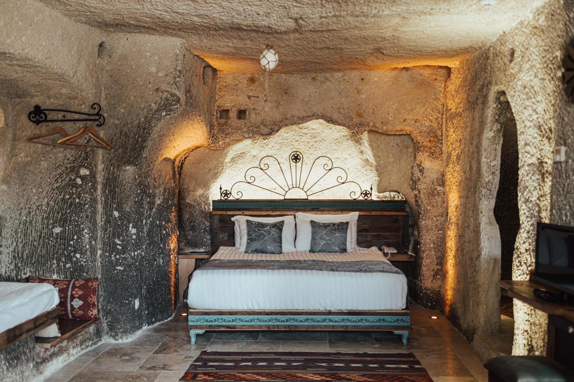 Sah Saray Cave Suites Halal Hotel Goreme Exterior photo