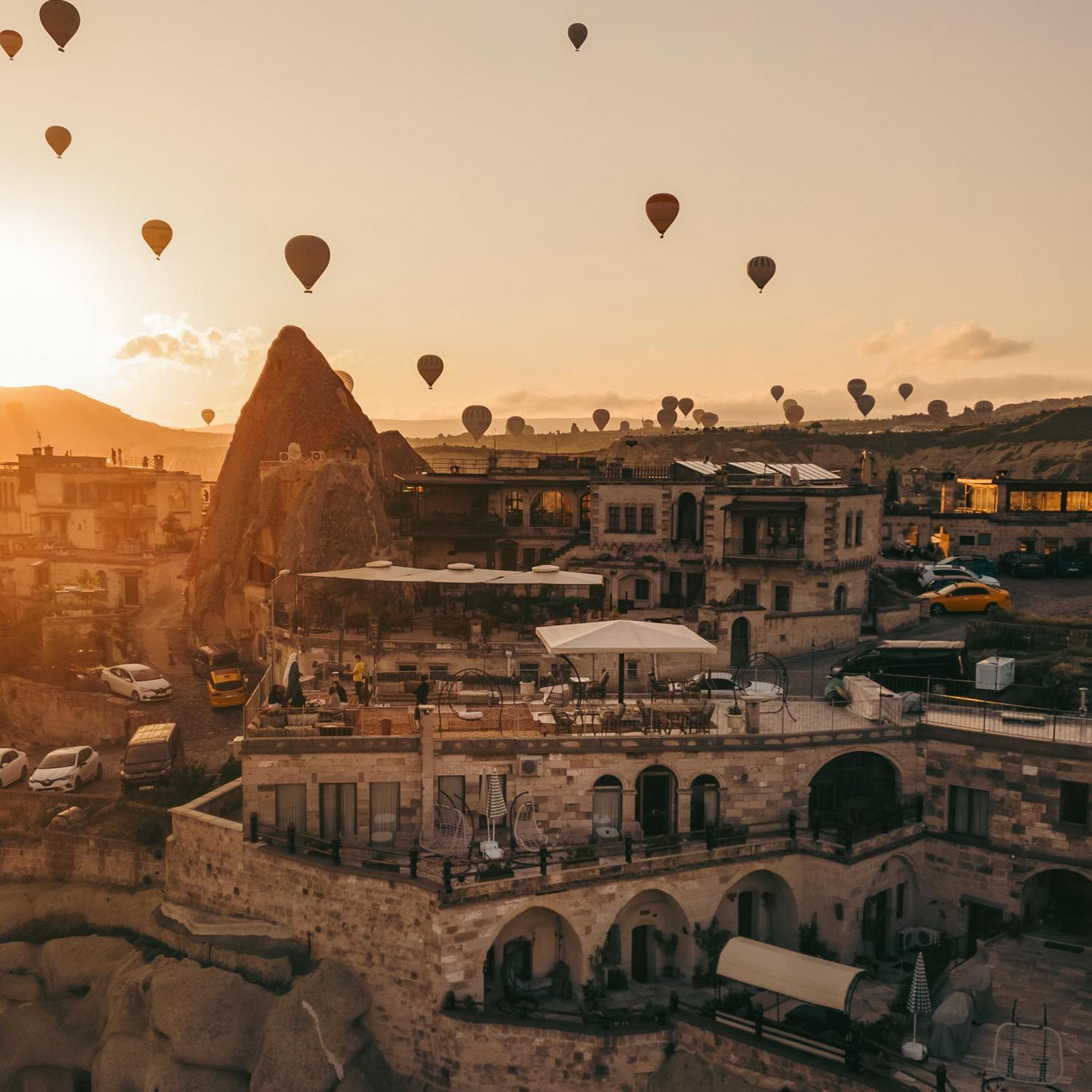 Sah Saray Cave Suites Halal Hotel Goreme Exterior photo