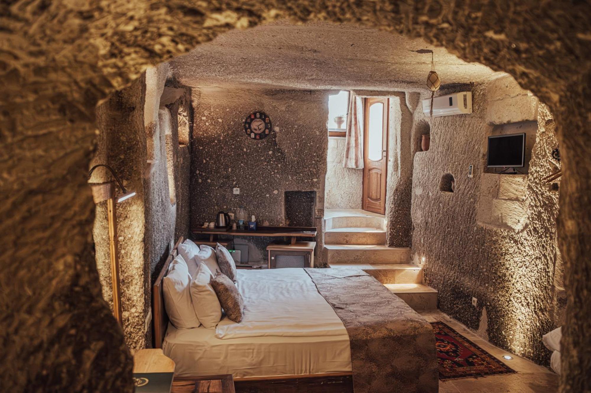 Sah Saray Cave Suites Halal Hotel Goreme Exterior photo