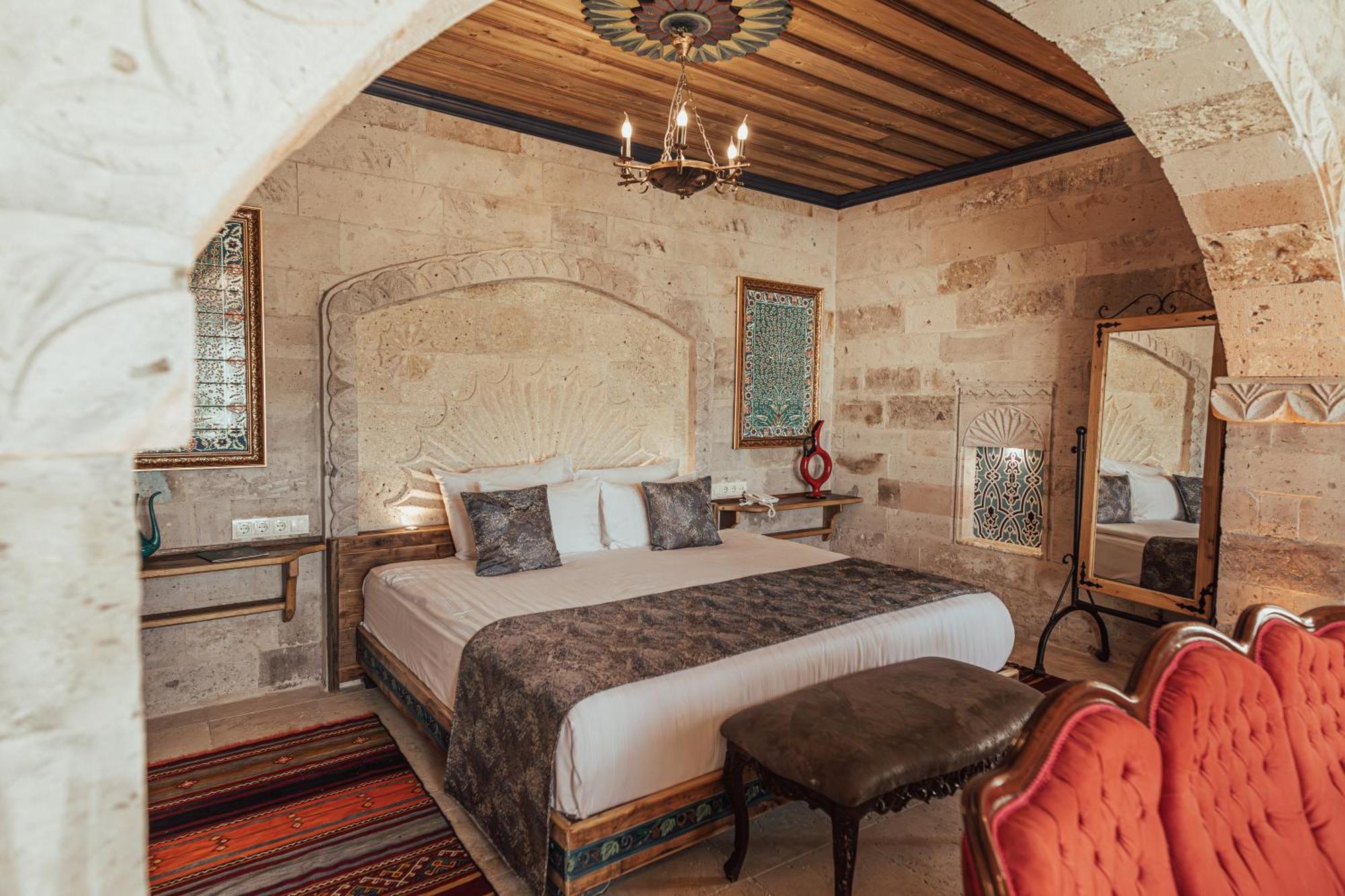 Sah Saray Cave Suites Halal Hotel Goreme Exterior photo