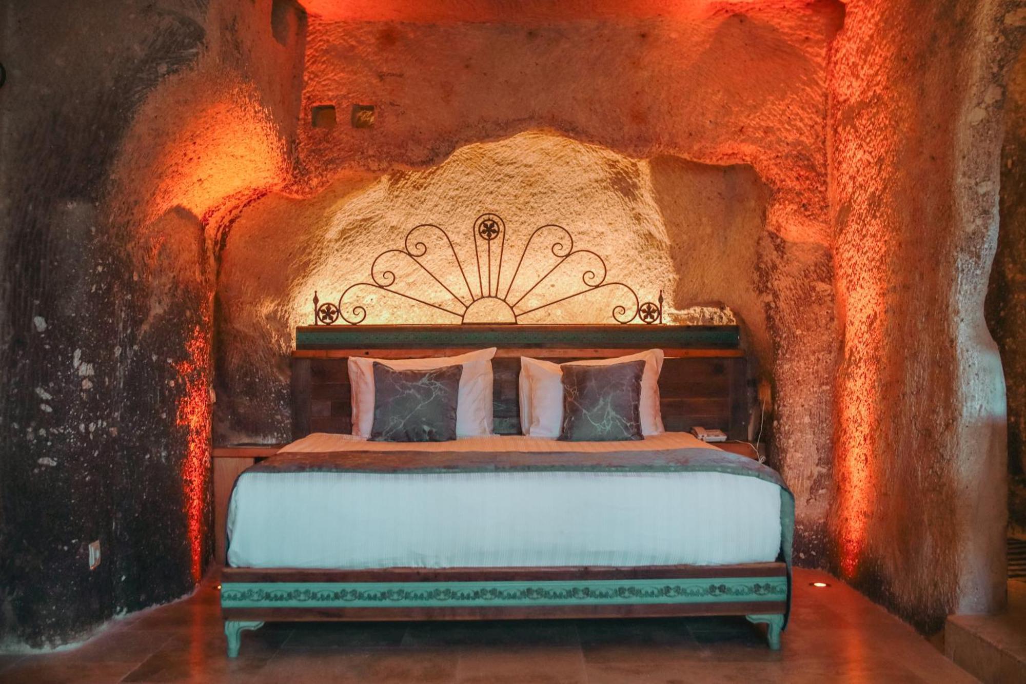 Sah Saray Cave Suites Halal Hotel Goreme Exterior photo