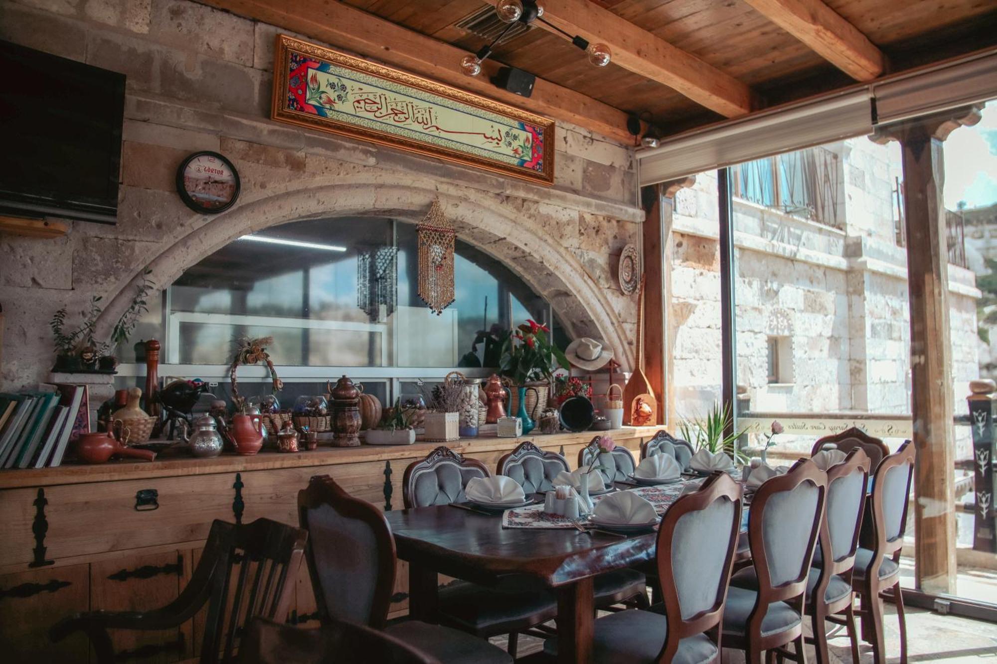 Sah Saray Cave Suites Halal Hotel Goreme Exterior photo
